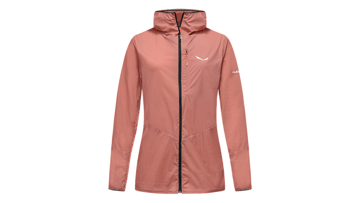Die Pedroc Wind HD Light Jacke für Damen in der Farbe Desert Pink