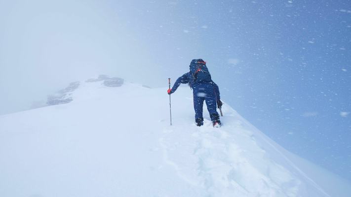 Berner Alpen bei Grindelwald: Skitour aufs Simelihorn - Gipfelbereich