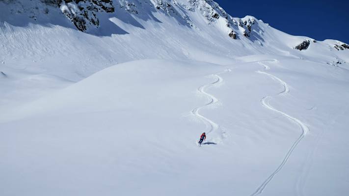 Berner Alpen bei Grindelwald: Abfahrt von der „Spitzen“
