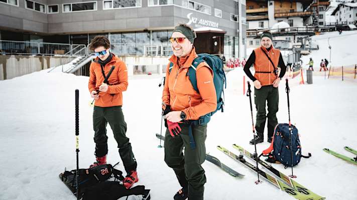Letzte Vorbereitungen, bevor es losgeht - perfekt ausgerüstet und voller Vorfreude