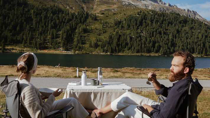 Frühstück mit Aussicht – Kaffee in den Alpen