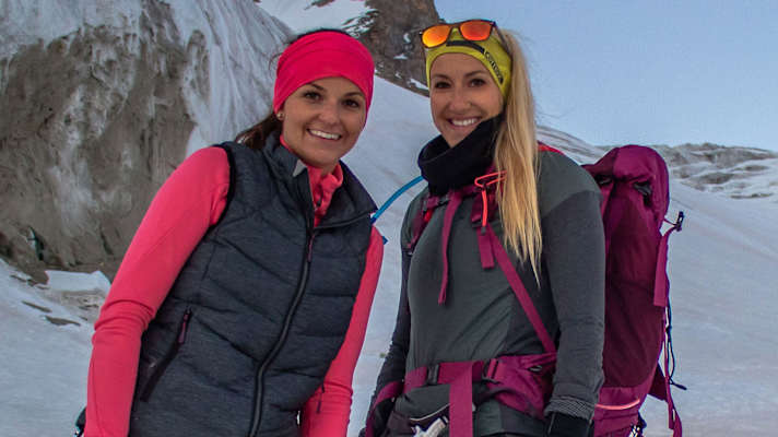 Gran Paradiso: Gute Laune beim Anlegen der Gletscherausüstung