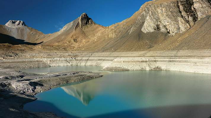 Muttsee auf einer Hochebene im hintersten Teil des Glarnerlands