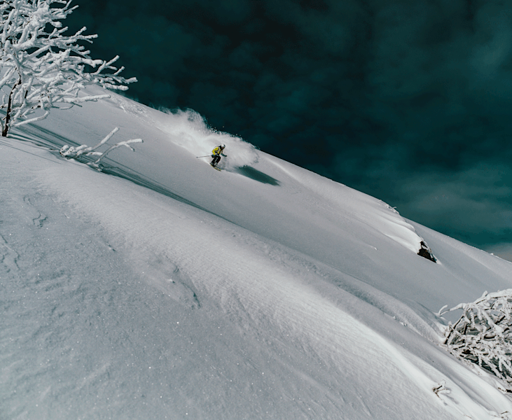 Mit dem Fotobuch „Endless Options“ wollte Luca Skifahren von seiner schönsten Seite zeigen, mehr als gelungen würden wir meinen