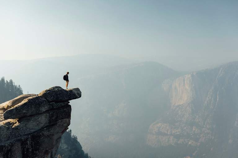 Wandern eröffnet neue Perspektiven, doch es will gut vorbereitet sein. Glacier Point, Yosemite Valley