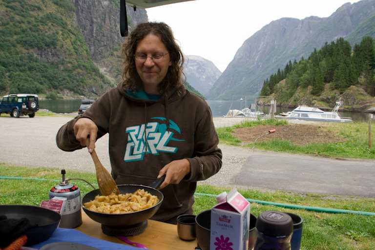 Werner Moser und sein Campingkocher