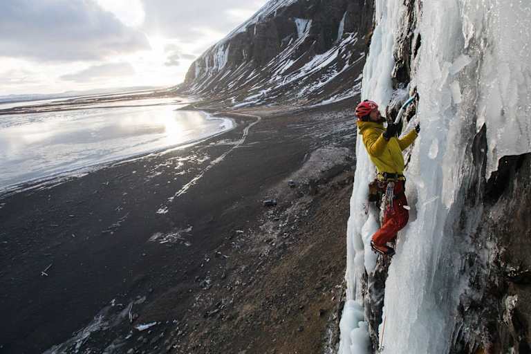 Eisklettern in Island