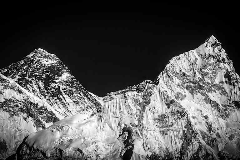 Himalaya in Schwarzweiß