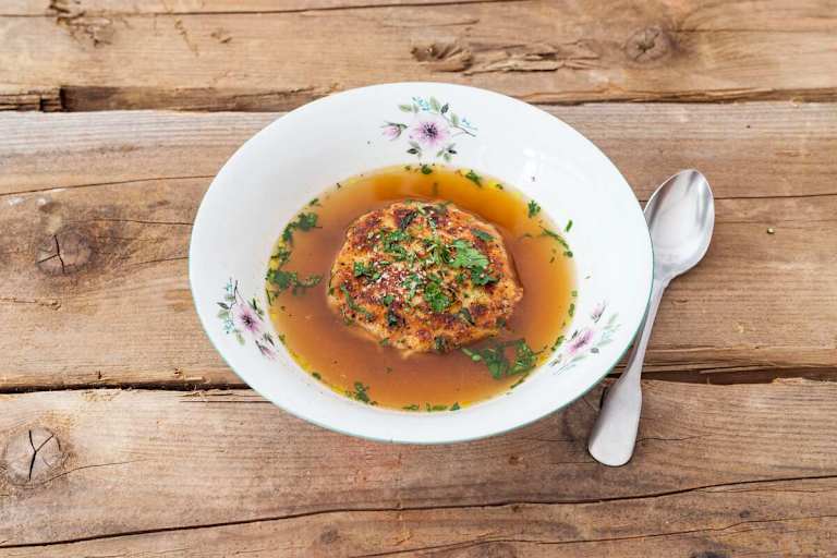 Kaspressknödel-Suppe