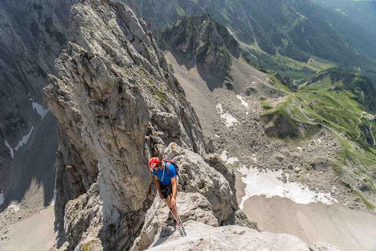 Alpine Genusskletterei vor traumhafter Kulisse: Der Kopftörlgrat im Wilden Kaiser