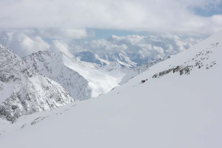 Blick vom Stubaier Gletscher Richtung Ötztal