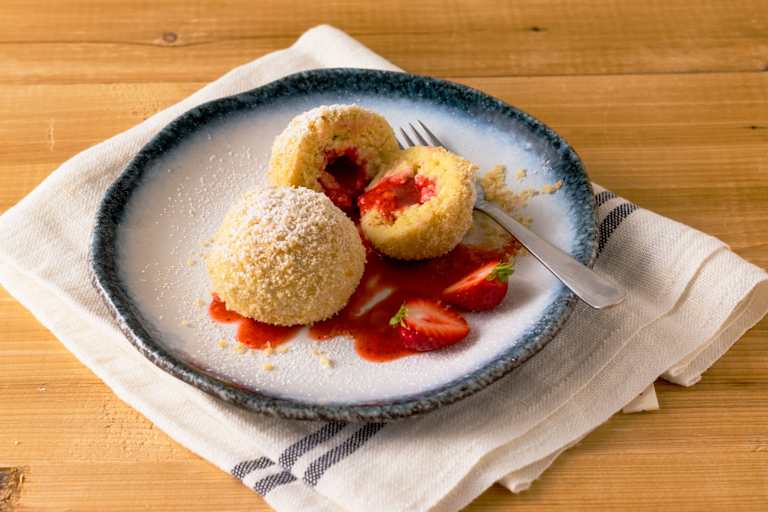 Erdbeer-Topfenknödel Rezept