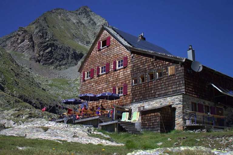Die Adolf-Nossberger-Hütte