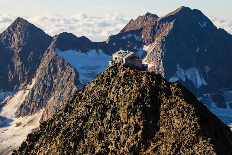 Becherhaus in den Stubaier Alpen in Südtirol