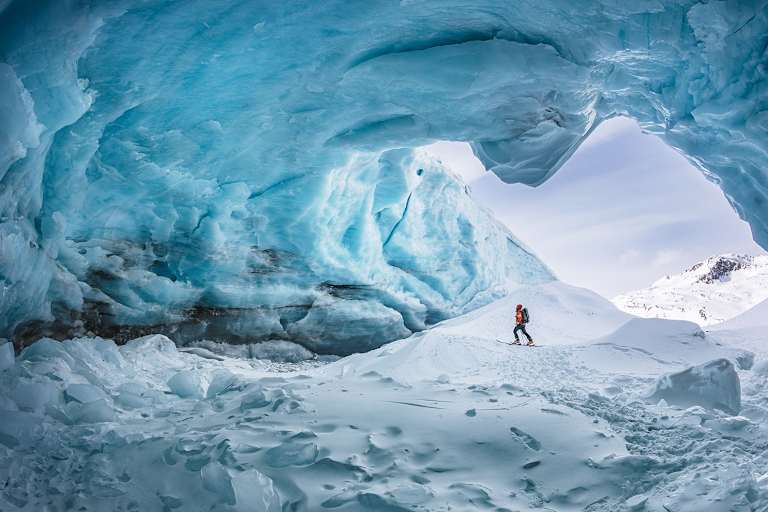 Vinschgau beeindruckt jeden Winterurlauber auf seine ganz eigene Art.