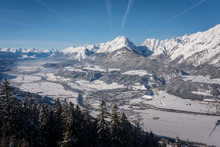 Blick ins Inntal auf Vomp