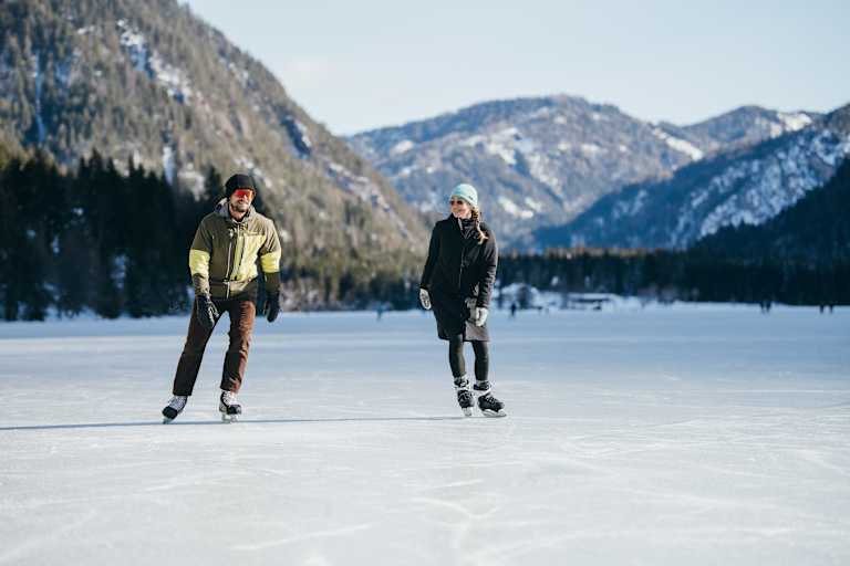 Eislaufen Weissensee Bergwelten