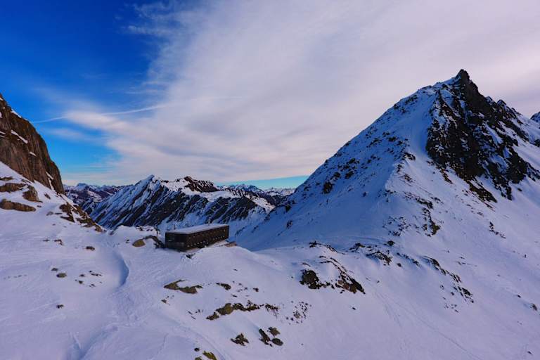 Capanna Cristallina in der Schweiz