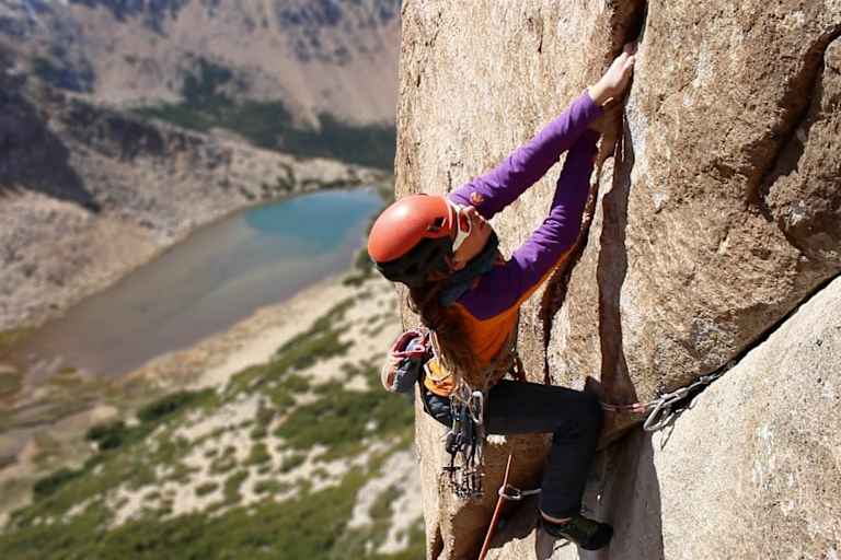 Jungfräulicher Fels: Noch niemand hat die Linien vor Caro North und ihren Freunden begangen