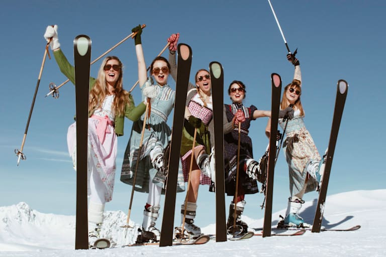 Kästle Dirndl-Skitag am Arlberg