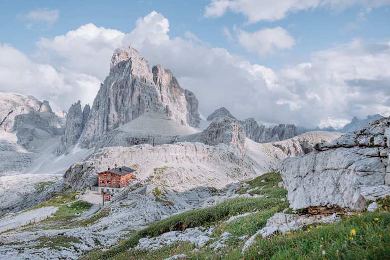 Die Büllelejochhütte in den Dolomiten