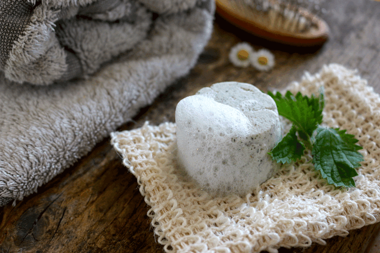 Der DIY-Duschbar kann zum Haarewaschen und Duschen verwendet werden