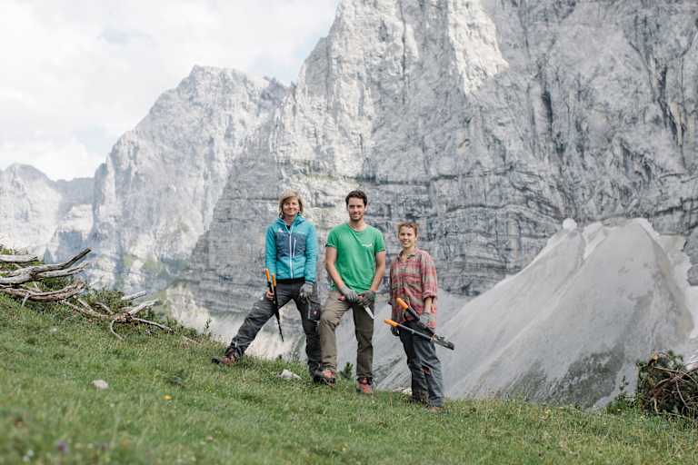 Freiwilligenarbeit in den Bergen – hier auf der Lalidersalm