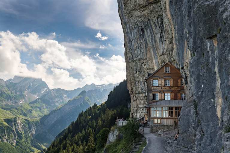 Gasthaus Aescher beim Wildkirchli unterhalb der Ebenalp