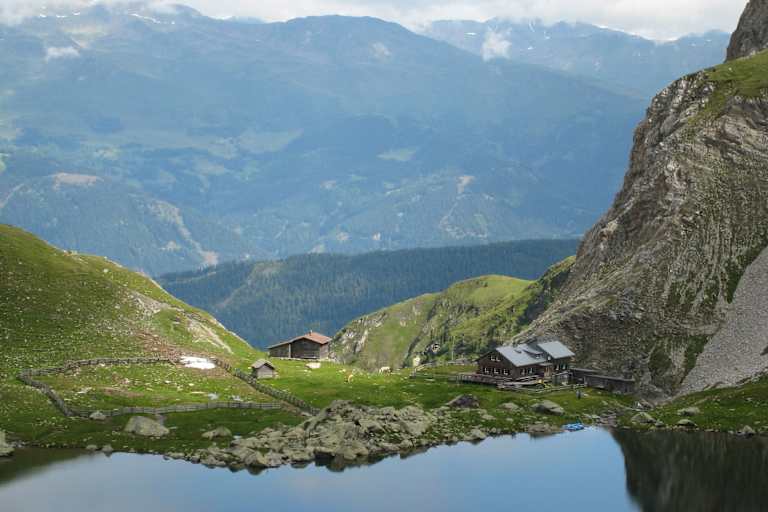 Karnischer Höhenweg: Obstanserseehütte