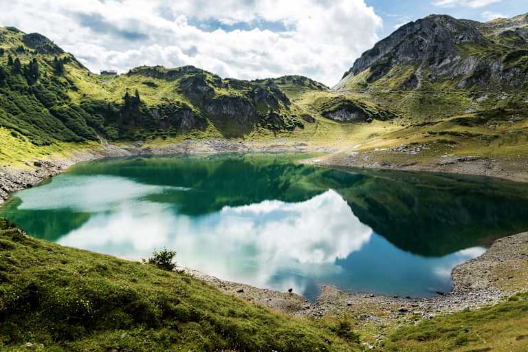 Formarinsee in den Lechtaler Alpen in Vorarlberg
