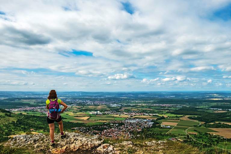 Wandern im Biosphärengebiet Schwäbische Alb: Gipfel des Breitensteins bei Ochsenwang