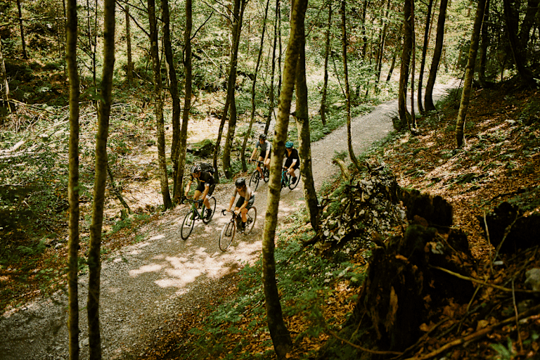 Gravel Biken im Grenzgebiet zwischen dem Chiemgau, dem Salzburger Land und Tirol.