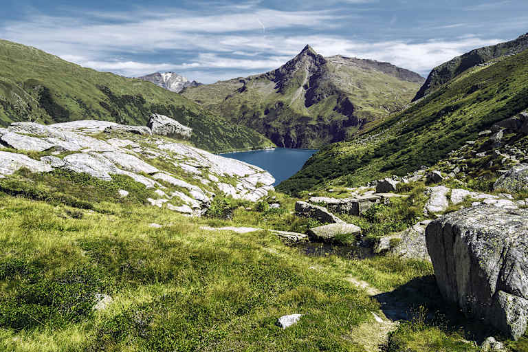 Die Berge im Gasteinertal aus der Luft