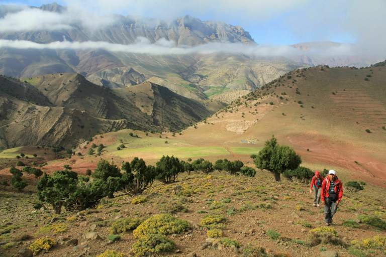 Wanderer im Hohen Atlas in Marokko