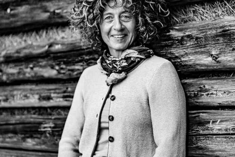 Petra Freund ist eine von 30 Bergführerinnen, die in den Alpen tätig sind