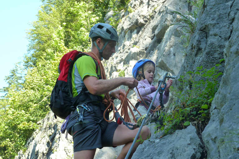 Am Klettersteig mit Kind