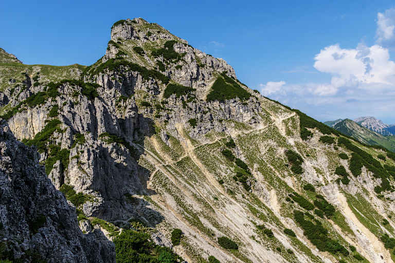 Hangquerung unterhalb der Kramerspitze in Garmisch-Partenkirchen in Bayern