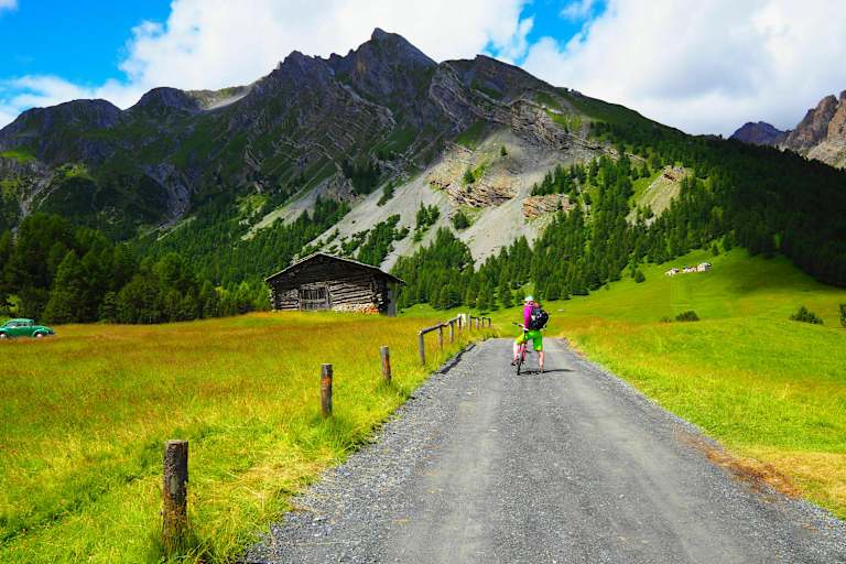 Mountainbiken: Aus Italien in die Schweiz