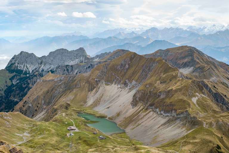 Der Eissee unterhalb des Brienzer Rothorns in der Schrattenfluh