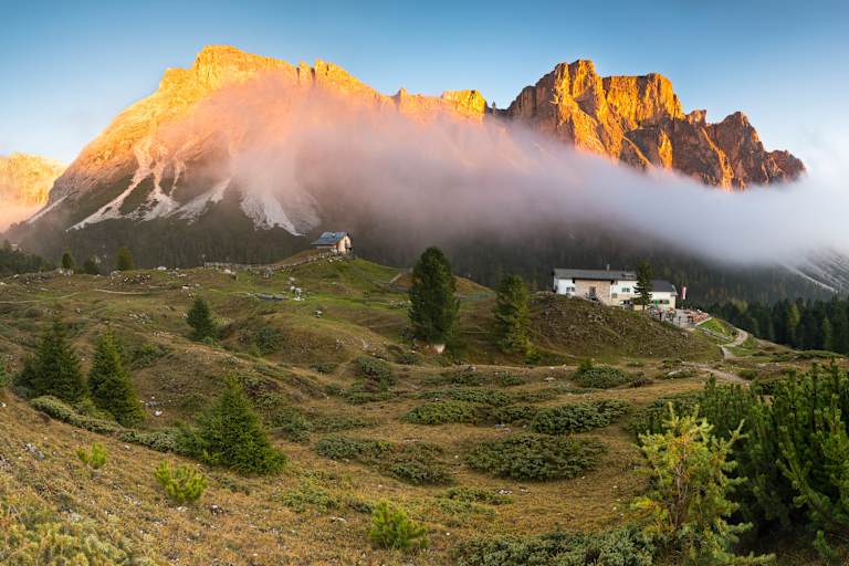 Die Regensburger Hütte in den Dolomiten