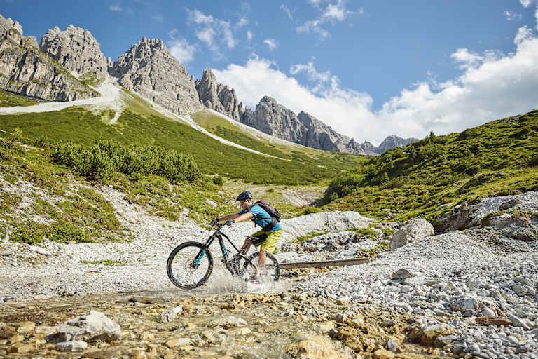 Mountainbiken Tirol Stubaier Alpen