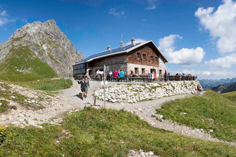 Schmankerl-Ziel in den Allgäuer Alpen: Die Fiderepasshütte