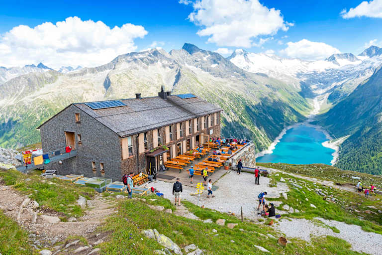 Die Olpererhütte (2.389 m) in den Zillertaler Alpen