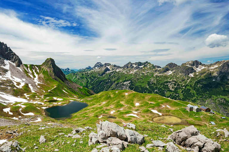 Die Rappenseehütte (2.091 m) in den Allgäuer Alpen