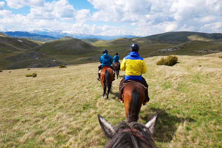 Die Entdeckung der Einsamkeit: Pferdereiten in Mazedonien