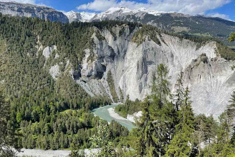 Blick von oben auf die Rheinschlucht