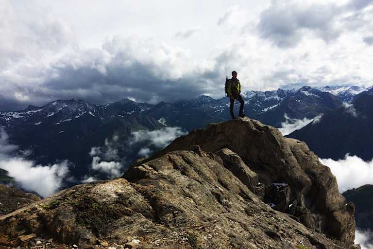 Wandern in Osttirol: Unterhalb der Roten Säule in der Venedigergruppe