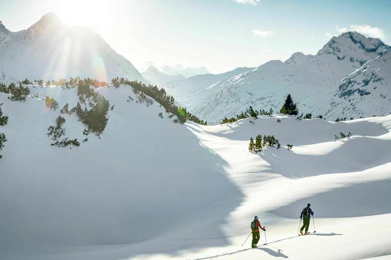 Skitourengeher am Arlberg