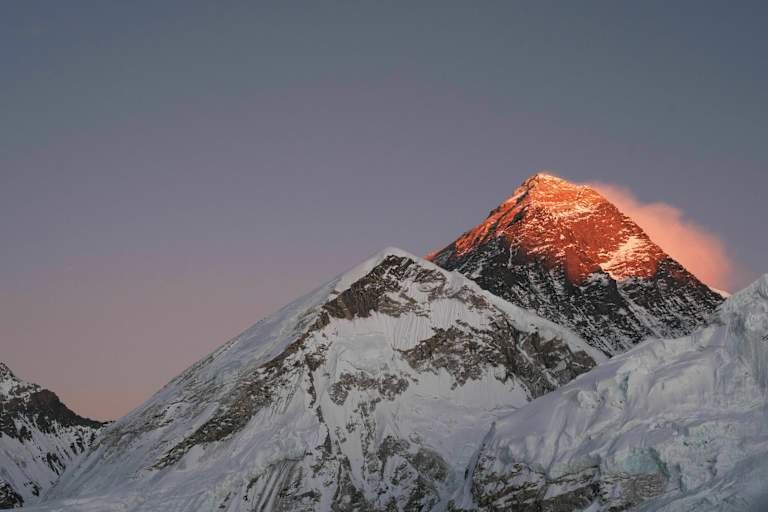 Sonnenuntergang am Mount Everest im Himalaya