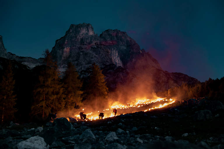Sonnwendfeuer auf der Zugspitze